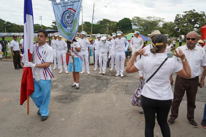                                 - Desfile Nata 19